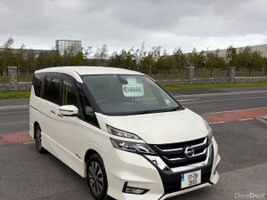 2017 Nissan Serena 2.0 S-Hybrid LOW KMS 8 SEATS - Image 3