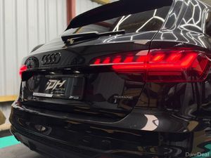 2022 Audi A4 40TDI Quattro Sline - Black edition! - Image 4