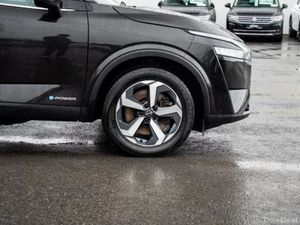 Nissan Qashqai Epower SV MY2.75 4DR Auto - Image 3