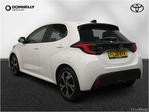 Toyota Yaris 1.5 Hybrid Design 5dr CVT - Image 3