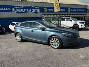 Only 55,853 Km's Volvo V40 1.6 Petrol Automatic - Image 4