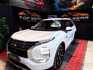 2023 Mitsubishi Outlander 2.4 Plug in hybrid - Image 4