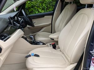 BMW 218D AUTOMATIC LUXURY, 2017 - Image 4