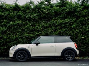 Mini Cooper 1.5 3rd 2019 - Image 2