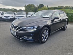 Volkswagen Passat 2022 - Image 4