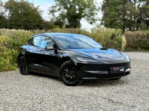 2025 Tesla Model 3 RWD 62.5kWh Automatic - Image 2