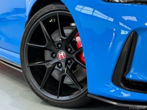 Honda Civic 2L Type R 6ba-fl5 5DR - Image 3