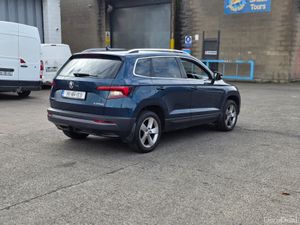 Skoda Karoq 1.6 TDI Automatic - Image 4
