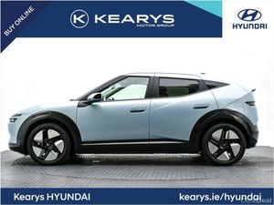 Hyundai IONIQ 3 Premium 61KW With Heat Pump - Image 4