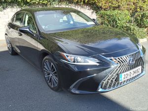 Lexus ES300H Executive / 2022 / Auto / NCT - Image 3