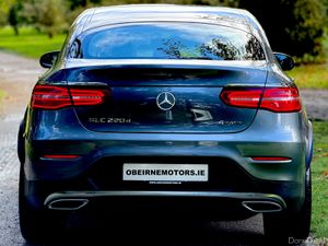 GLC 220D AMG 4WD * 1 OWNER + ONLY 27K KMS * - Image 3