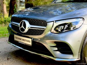 GLC 220D AMG 4WD * 1 OWNER + ONLY 27K KMS * - Image 4
