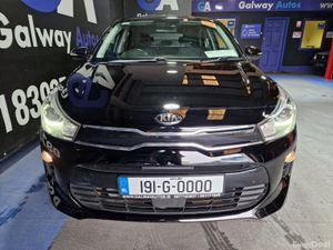 Kia Rio 1.4 PETROL **REVERSING CAMERA, REAR SENSOR - Image 3