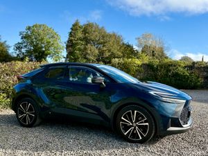 2025 Toyota C-HR Sol 2.0 Plug-In Hybrid Automatic - Image 3