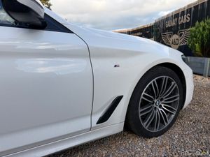 🇮🇪WOWBMW 520 M-SPORT PERFORMANCE EDITION(Diesel) - Image 3