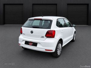 Volkswagen Polo 1.2 TSI Bluemotion Auto 5DR - Image 4