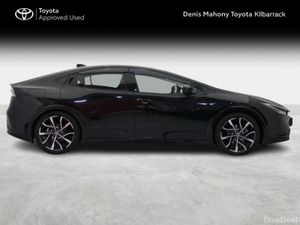 Toyota Prius PHEV - Image 3