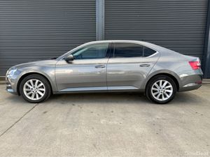 Skoda Superb AMBITION 2.0 TDI 150HP 5DR - Image 3