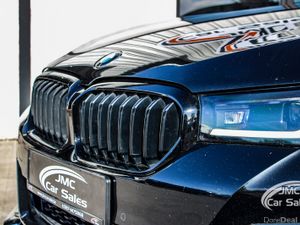 2022 BMW 5 SERIES PRO PACK LCI - Image 3