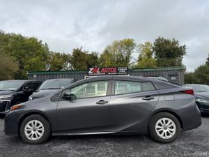 2020 TOYOTA PRIUS HYBRID - Image 4