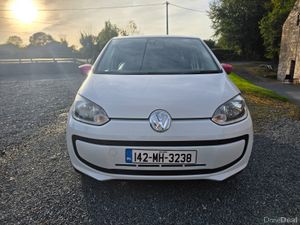 Volkswagen Up ! 1 litre petrol Automatic!! - Image 3
