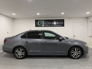 Volkswagen Jetta 2.0 TDI SE BLUEMOTION 110PS 4DR** - Image 4