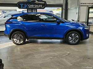 221 NISSAN QASHQAI PETROL HYBRID - Image 2