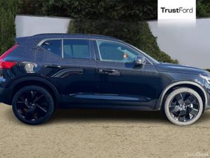 Volvo XC40 2.0 B4P Plus Black Edition 5dr Auto - Image 3