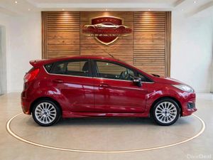 2015 Ford Fiesta 1.0 Automatic/Ecoboost - Image 3
