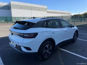 Volkswagen ID.4 PURE MODEL, 54 KW BATTERY, 300 RAN - Image 4