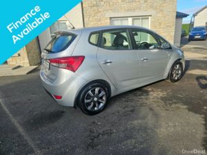 2016 Hyundai ix20 1.4 Deluxe - Ideal Starter Car - Image 2
