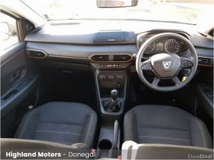 Dacia Sandero Stepway TCe 90 STEPWAY Essential - Image 2