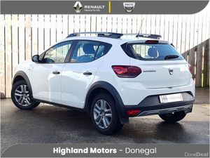 Dacia Sandero Stepway TCe 90 STEPWAY Essential - Image 3