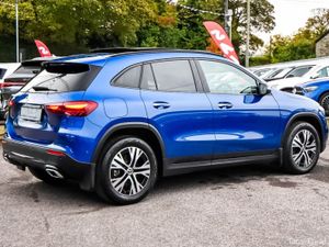 Mercedes-Benz GLA 250e Premium Plus 215hp Top Spec - Image 3
