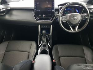 Toyota Corolla Cross Z - Image 4