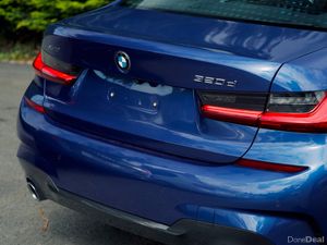 BMW 320D X-Drive  M SPORT 2022 | Extremely Low kms - Image 3