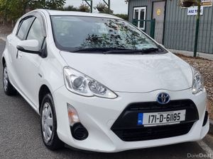 2017 TOYOTA AQUA HYBRID AUTOMATIC €6,999 - Image 2