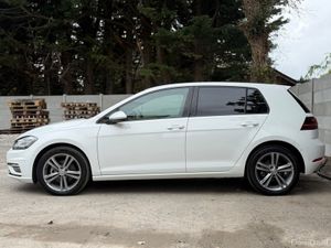 Volkswagen Golf HIGHLINE - LEATHER - AUTO- ONLY 18 - Image 4