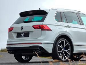 2022 Volkswagen Tiguan R 320bhp 4MOTION - Image 4