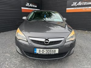 Opel Astra SC 1.7 CDTI 110PS 5DR - Image 2