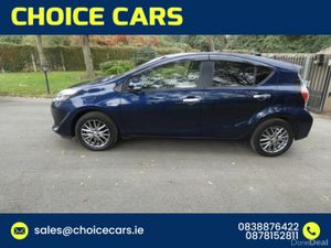 Toyota Aqua 1.5 AUTO HYBRID ANDROID AUTO - Image 3