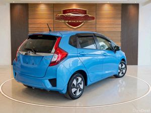 2015 HONDA FIT HYBRID L PKG☆ - Image 4