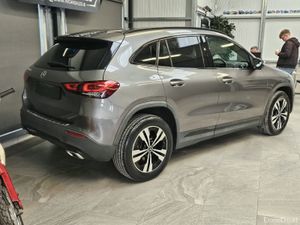 202 MERCEDES BENZ GLA 200 PROGRESSIVE EDITION - Image 3