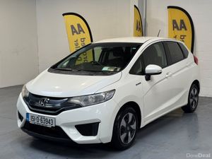 2015 Honda FIT/JAZZ 1.5 Hybrid automatic 🚗 - Image 4