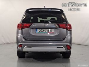 Mitsubishi Outlander 2.4L Plug-in EV Instyle 5 sea - Image 4