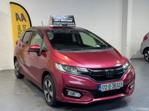 2017 Honda FIT/JAZZ 1.5 Hybrid automatic🚗 - Image 3