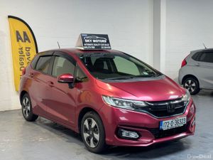 2017 Honda FIT/JAZZ 1.5 Hybrid automatic🚗 - Image 4