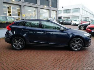 2016 VOLVO V40 D4 CROSS COUNTRY ONLY 80000 KMS - Image 4
