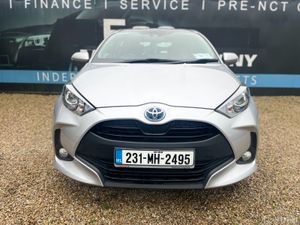 TOYOTA YARIS, 2023, 1.5 HYBRID, LUNA, 5 DOOR - Image 2