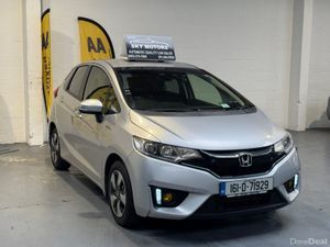 2016 Honda FIT/JAZZ 1.5 Hybrid automatic🚗 - Image 4